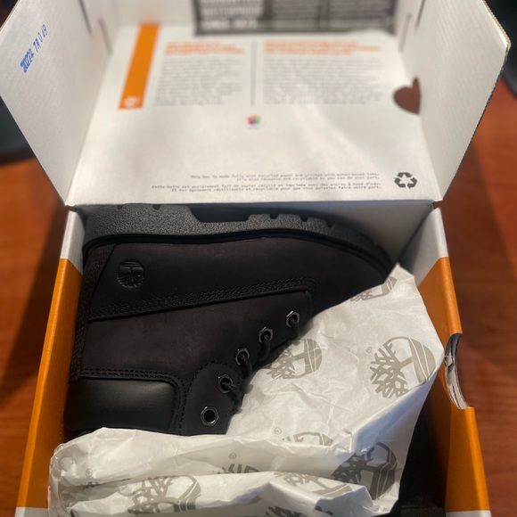 Size 9 Toddler Black Timberland Boots - Picture 5 of 6